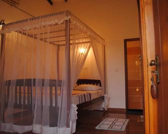 Kumar guest house & apartment - Unawatuna - Bedroom
