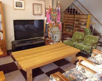 Hatsuneso - Ureshino - Olohuone