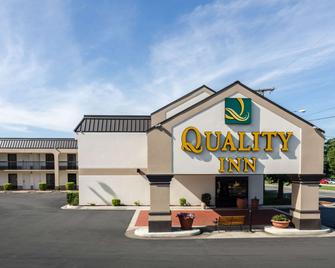 Quality Inn Lynchburg near University - Lynchburg - Bygning