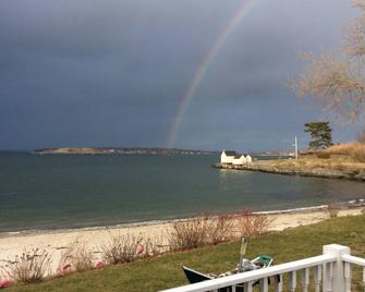 Charming 110-year former Inn 10' from the Ocean! - South Portland - Beach