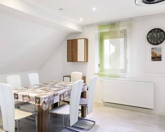 Ferienwohnung Jasmin - Haßfurt - Comedor