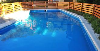 阿斯彭複合式飯店 - 聖馬丁德洛斯安第斯 - 游泳池