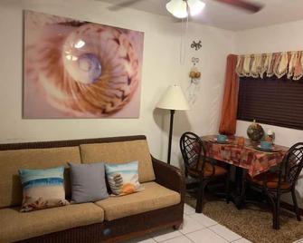 Sagusta Gardens Nca - Whitby - Sala de estar