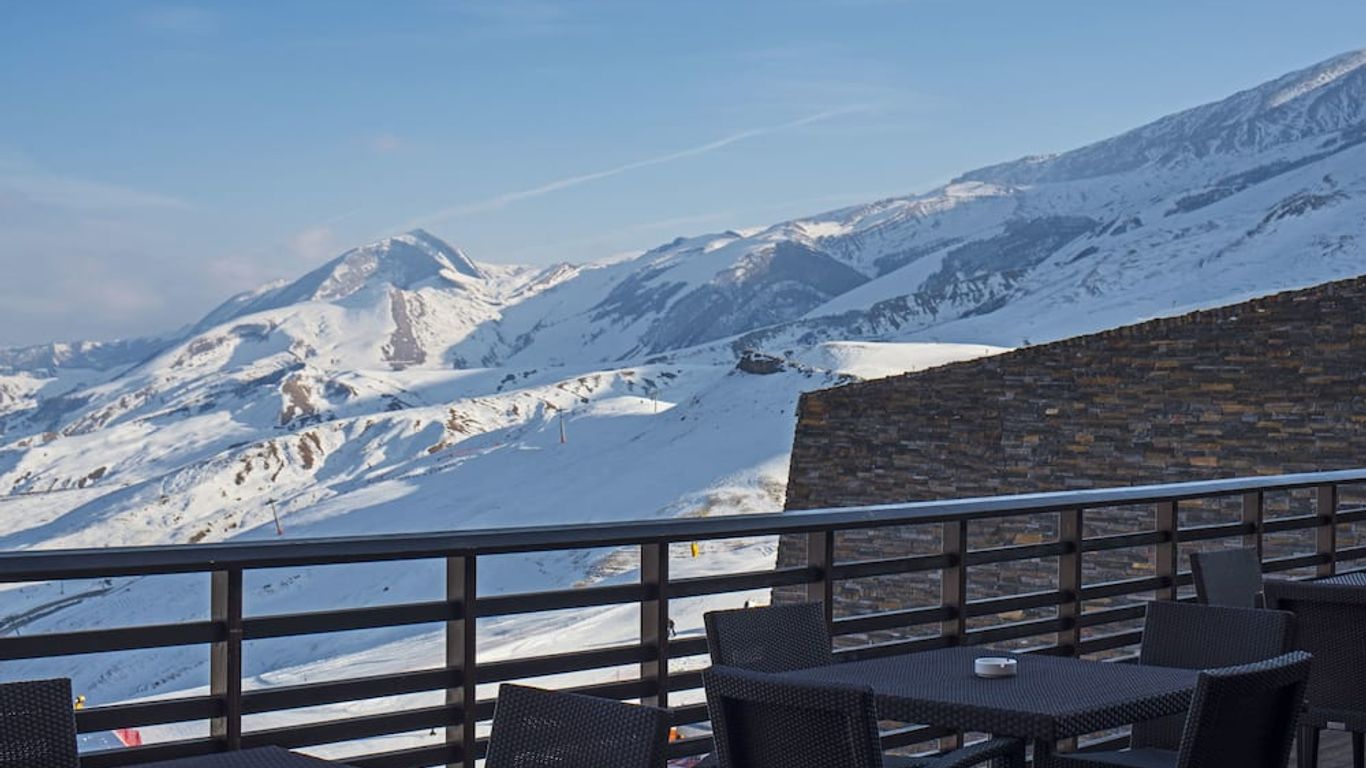 فندق وسبا شاهداق