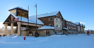 Gray Wolf Inn & Suites - West Yellowstone - Toà nhà