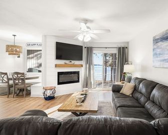 “Our Happy Place” on Lake Hartwell: Ready for you to relax and unwind! - Anderson - Huiskamer