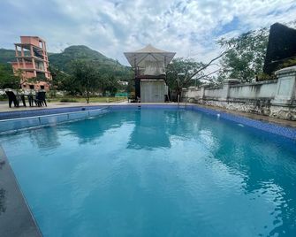 Base Camp Stay , Lonavala - Mawal - Pool