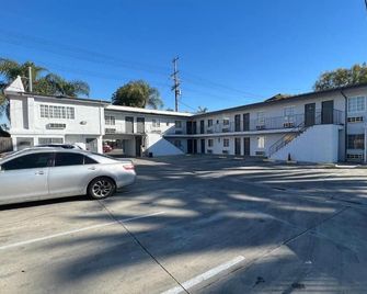 Pine Tree Inn - Los Ángeles
