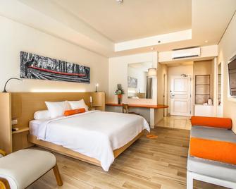 Harris Resort Batam Waterfront - Batam - Schlafzimmer