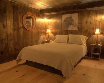 Lodging Extraordinaire! - Seymour - Chambre