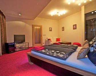 Hotel Garni Klaret - Valtice - Спальня