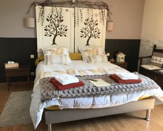 Le Grillage a Poules - Gensac-la-Pallue - Baño