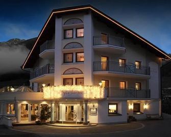 Hotel Garni Stefanie - Ischgl - Edificio