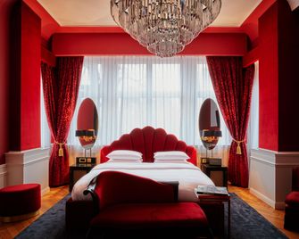 بروفوكاتيور، بيرلين، إيه بارت أوف سيركل كوليكشن - برلين - غرفة نوم