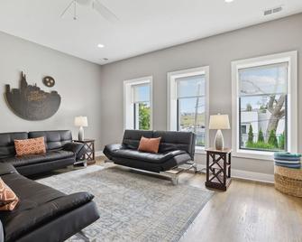 Eagle Nest House in Nashville - Nashville - Sala