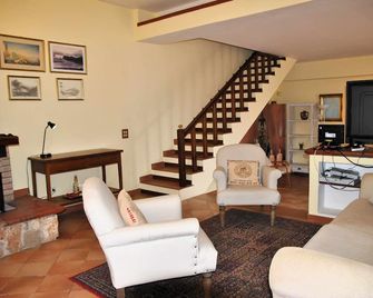 Villa Vallereale with pool for exclusive use - Sperlonga - Wohnzimmer