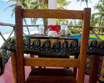 Mambo Villa - Pwani Mchangani