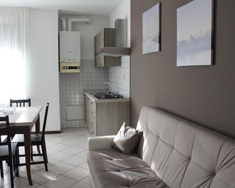 레지던스 로얄 하우스 - 리바델가르다 - 거실