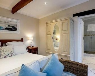Sacred Mountain Lodge - Noordhoek