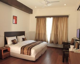 Maven's House - Gurugram - Bedroom