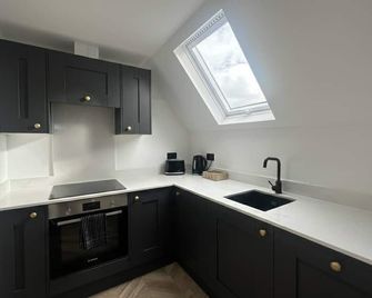 Dippen Hall Charm - Minutes From London Gatwick - Lingfield - Bucătărie