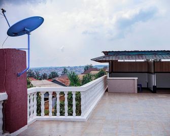 Prestige Villa Palace - Kigali - Balkon