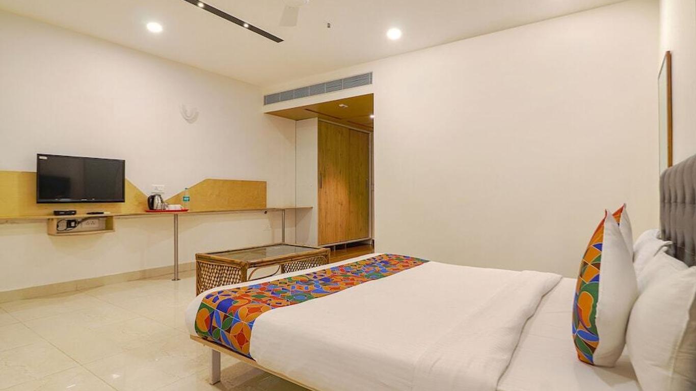 Fabhotel Aamantran & Banquet Halls - Nr Rtc X Roads Metro Station