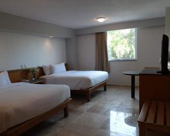 هوتل أمبيريس - كويريتارو - غرفة نوم