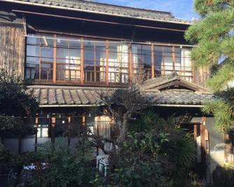 Oyajino Umi - Tamano - Building