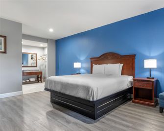 SureStay by Best Western McAlester - McAlester - Bedroom