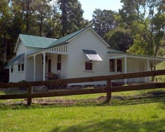 Blue Hills Cottage - Hannan Vale - Edificio