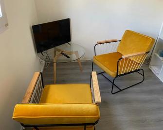 Immeuble Les Perdrix - Quimper - Living room