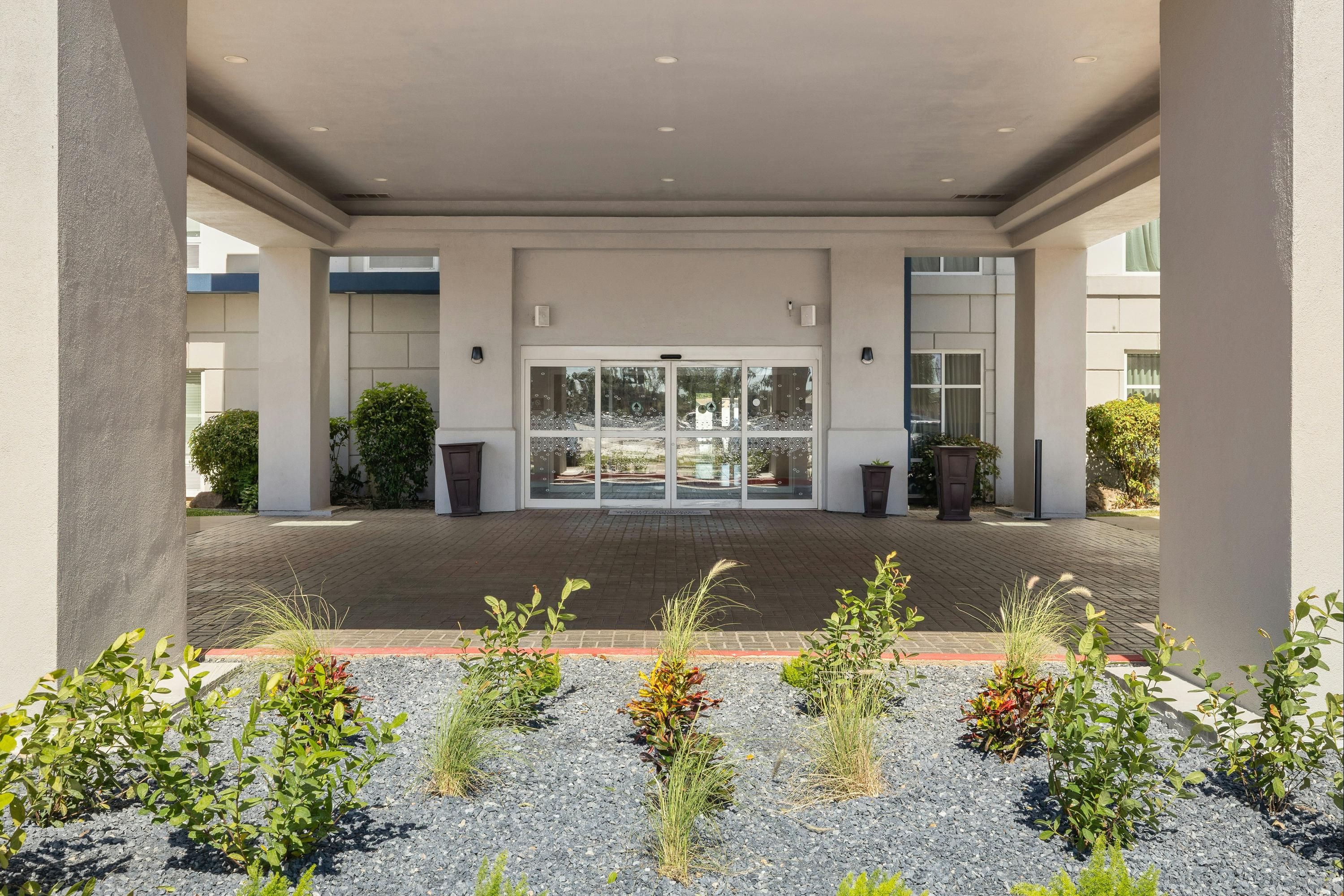 Hampton Inn & Suites Mcallen - מק'אלן - בניין