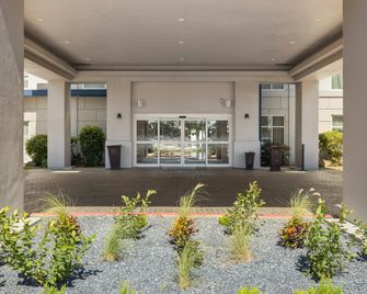 Hampton Inn & Suites Mcallen - Mcallen - Gebouw
