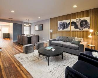 The Lambertville Haven - Lambertville - Living room