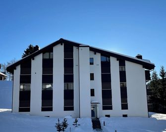 Sundroina holiday flat for two people Lenzerheide centre - Lenzerheide - Gebäude