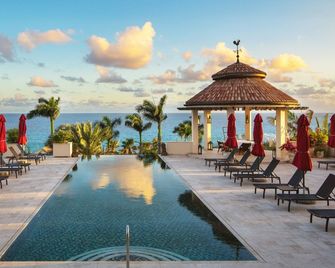 Quintessence Hotel - Long Bay Village - Piscina