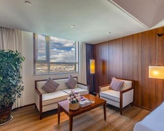 Xigaze Qomolangzong Hotel - Shigatse - Sala de estar