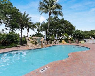 The Ocean View Inn - Islamorada - Havuz