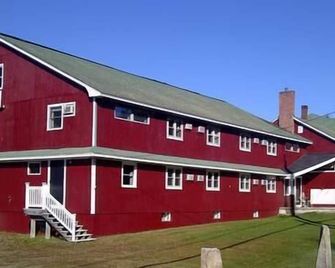 The Barron Brook Inn - Whitefield - Building