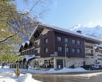 Plan B Hotel - Living Chamonix - שאמוני מון-בלאן - בניין