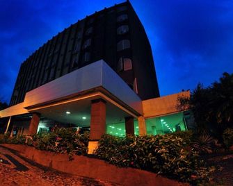 Biss Inn - Goiânia - Edificio