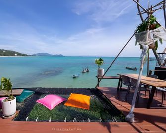 Aokhanom Hotel - Khanom - Balkon