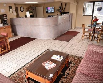 Relax Inn - Martinsville - Recepción