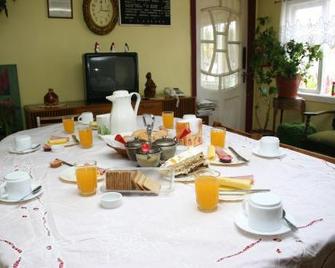 Hostal Residencial Bulnes - Punta Arenas - Essbereich
