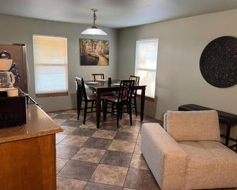 Cozy Studio Getaway! - Florida - Brooksville - Jídelna