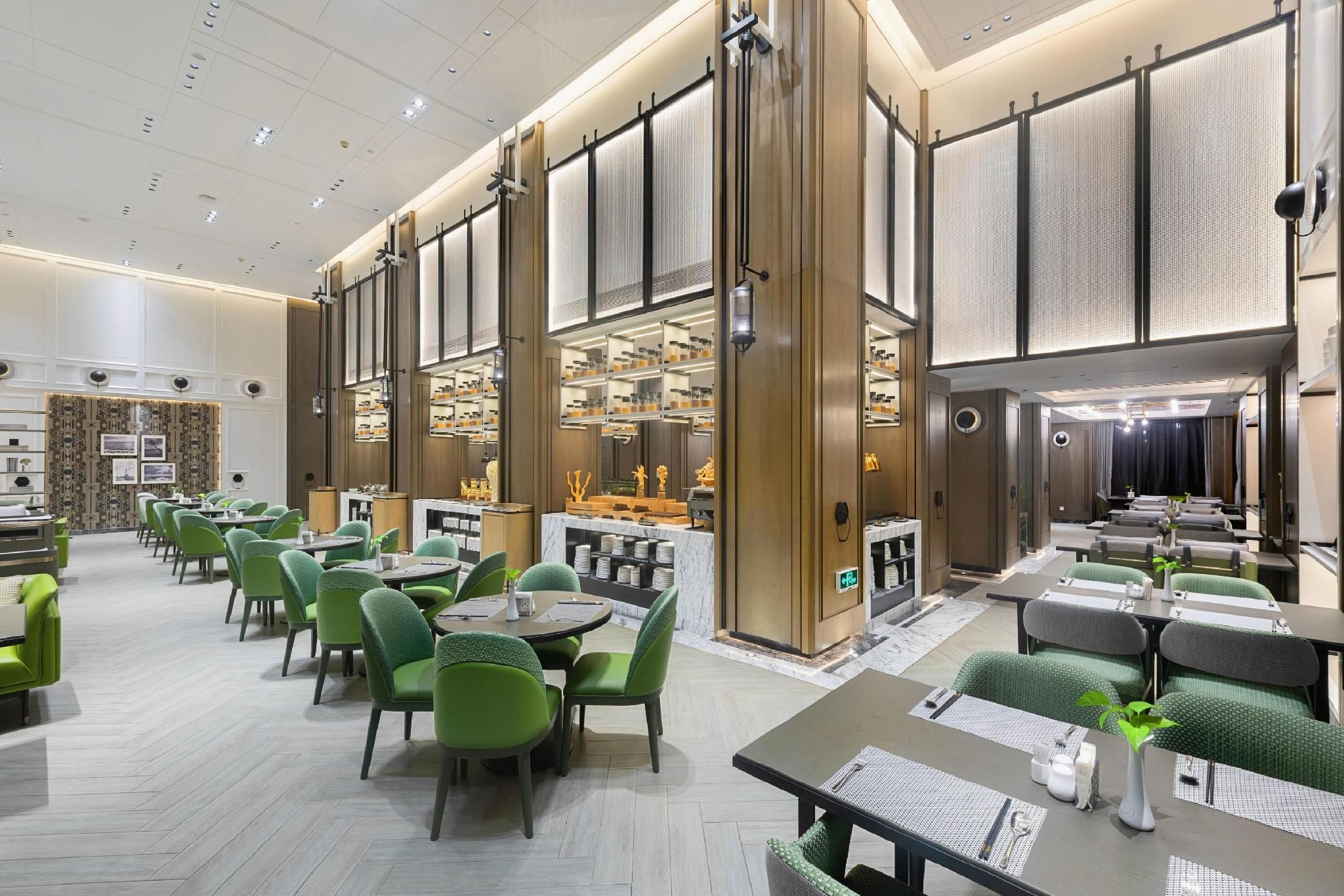 Golden Phoenix Sea View Hotel - סניה - טרקלין