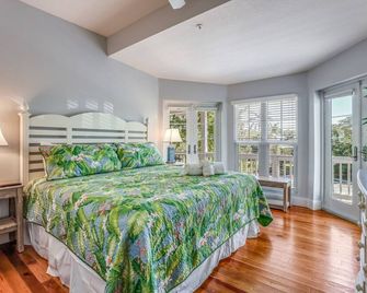 Beautiful Guest House Near the Beach with Private Pool! - Anna Maria - Bedroom