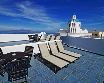 Aethrio Sunset Village - Oia - Fira - Balkon