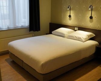 Hotel Corner House by WP Hotels - בלנקנברג - חדר שינה